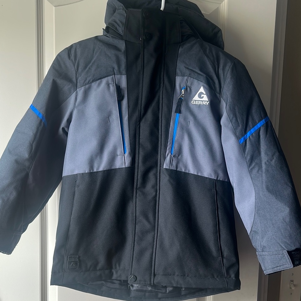 Gerry Boys Small 7/8 Black and Gray 3 in 1 coat